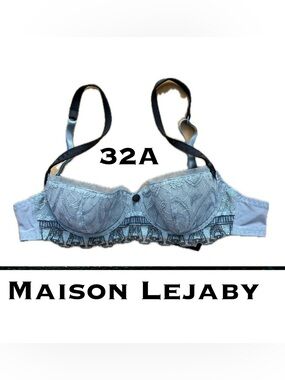🩵NEW Demi Lightly Padded Light Blue Lace Underwire Bra Adjustable Straps 32A